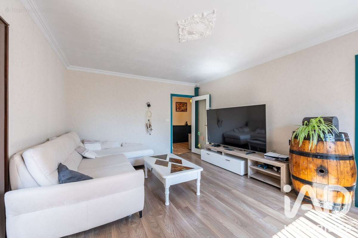 Appartement 84 m² à Chevilly-Larue  - photo 2
