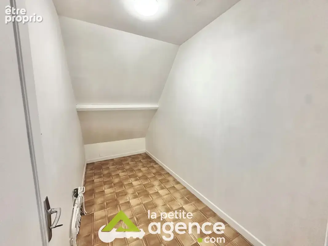 Saint-Doulchard  maison 170m2 habitable sur sous-sol total - photo 14