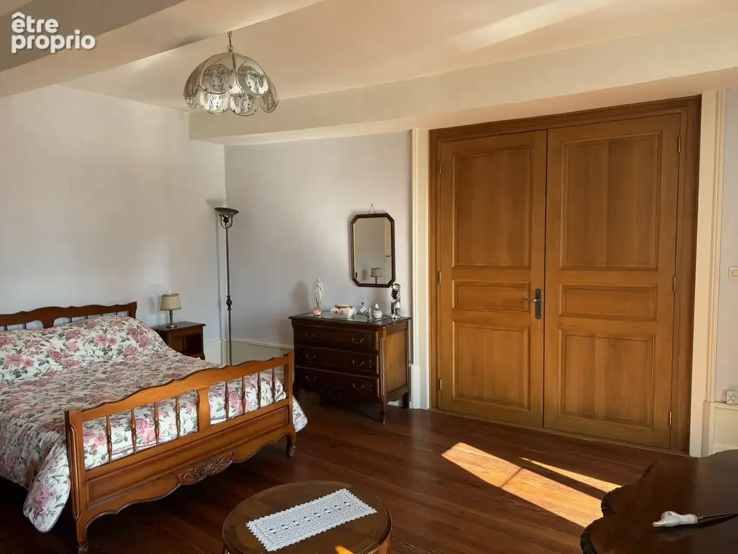 Magnifique appartement de 243 m2 a corbigny - photo 11