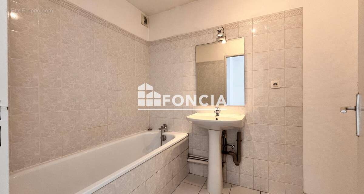 Appartement à LYON-9E