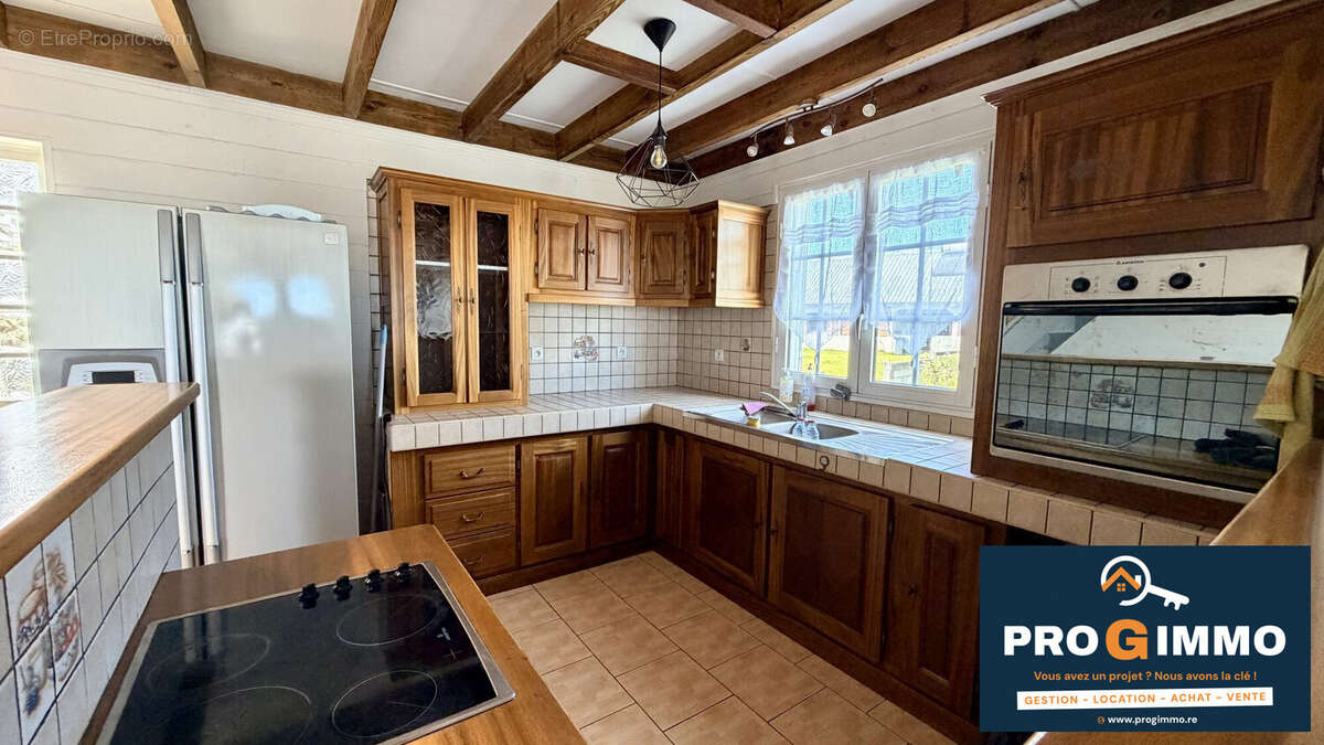 Maison 167 m² à Saint-Pierre  - photo 5