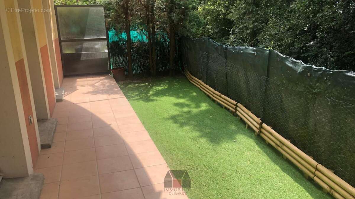 Appartement proche centre village  T2  de 45 m² avec jardinet et cellier - photo 9