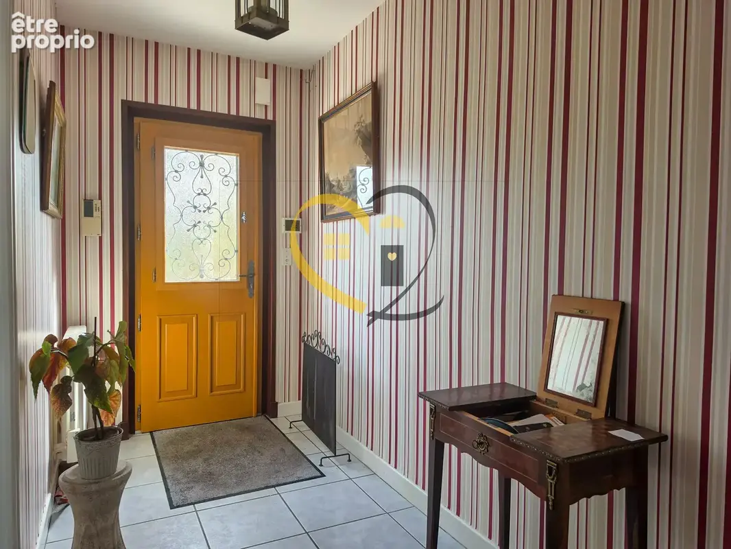 Maison plain-pieds de 148 m² à Trevol - photo 4