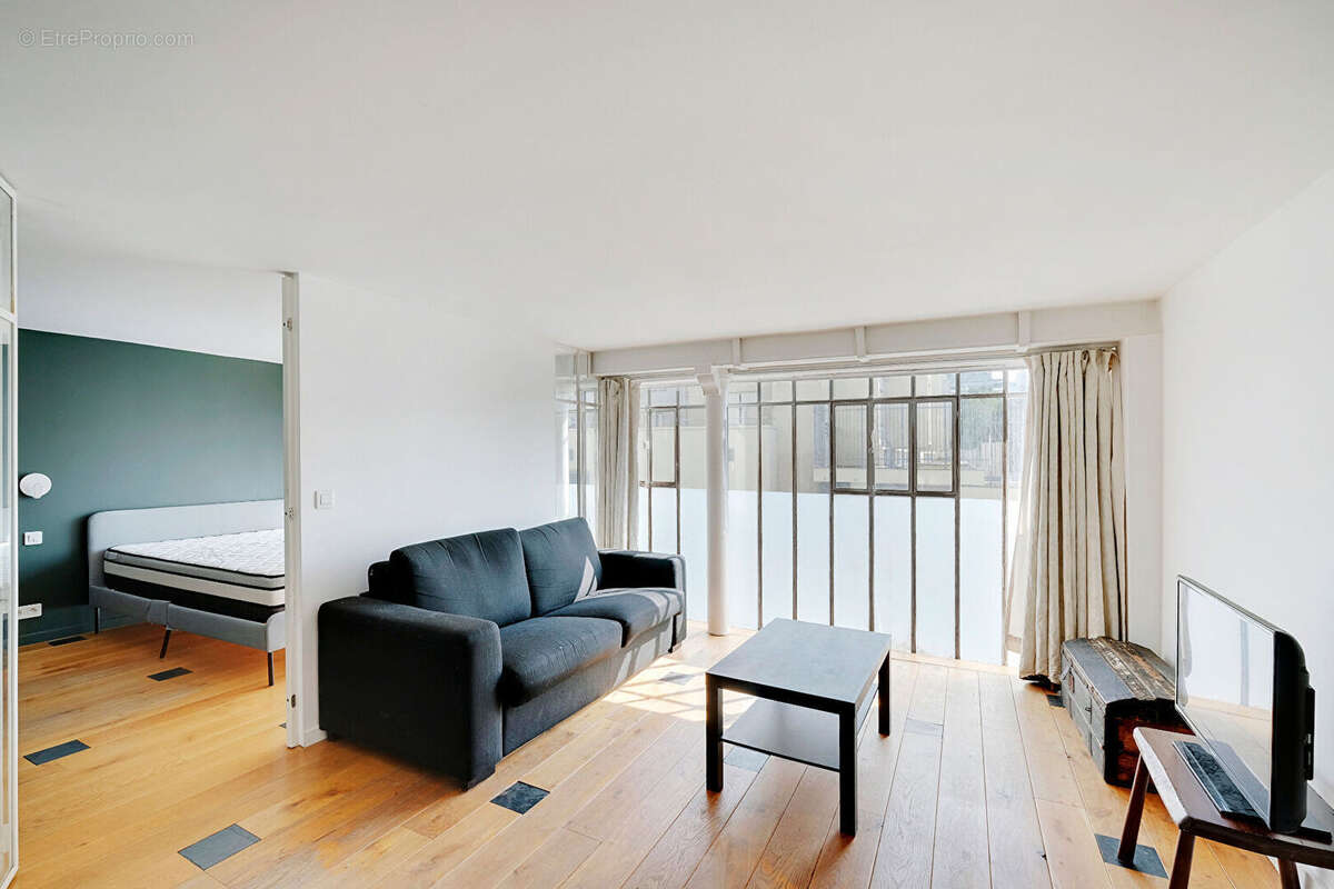 Appartement à PARIS-11E