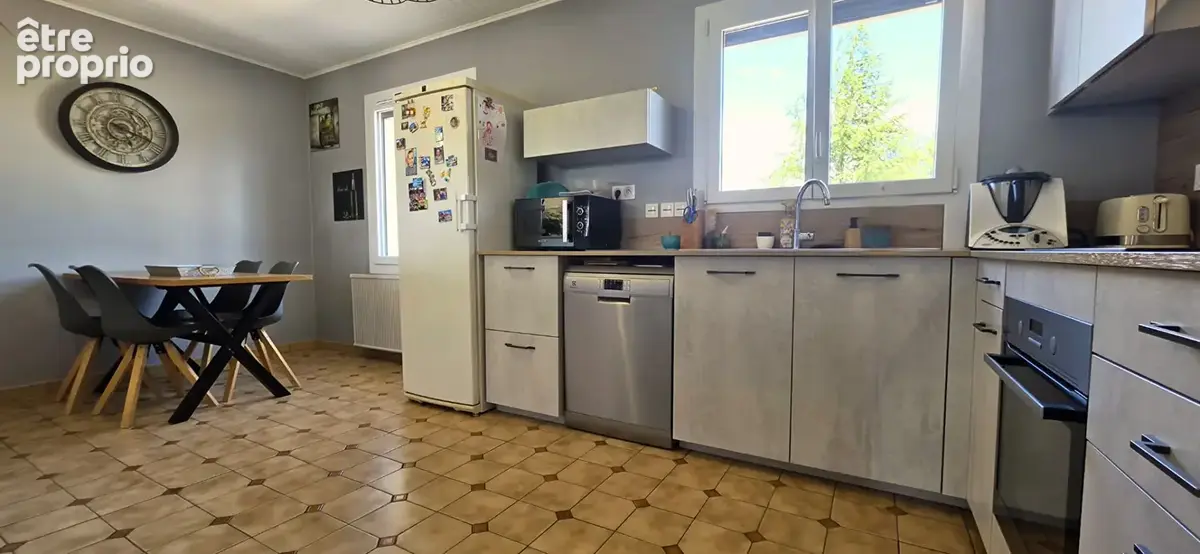 À vendre maison sur sous-sol 4 chambres 170 m² - photo 5