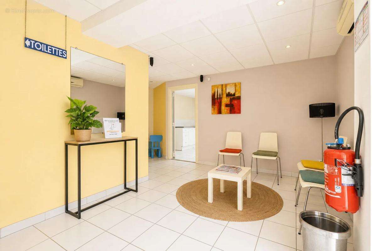 Maison de 9 pièces de 246 m² à Velaux - photo 16