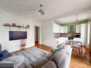 Appartement à PARIS-12E