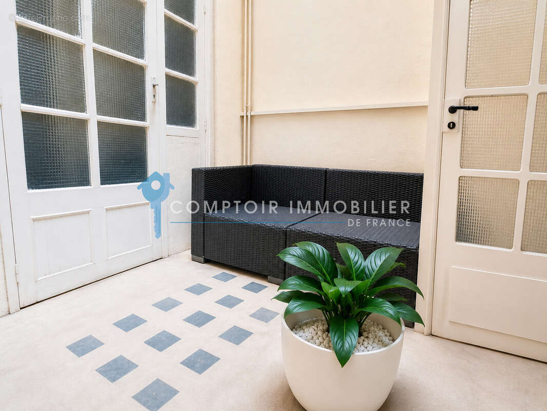 Dépt Hérault (34), à vendre MONTPELLIER Appartement T5 de 160m2 - 2 caves. - photo 7