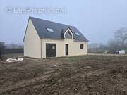 Maison à SACQUENVILLE