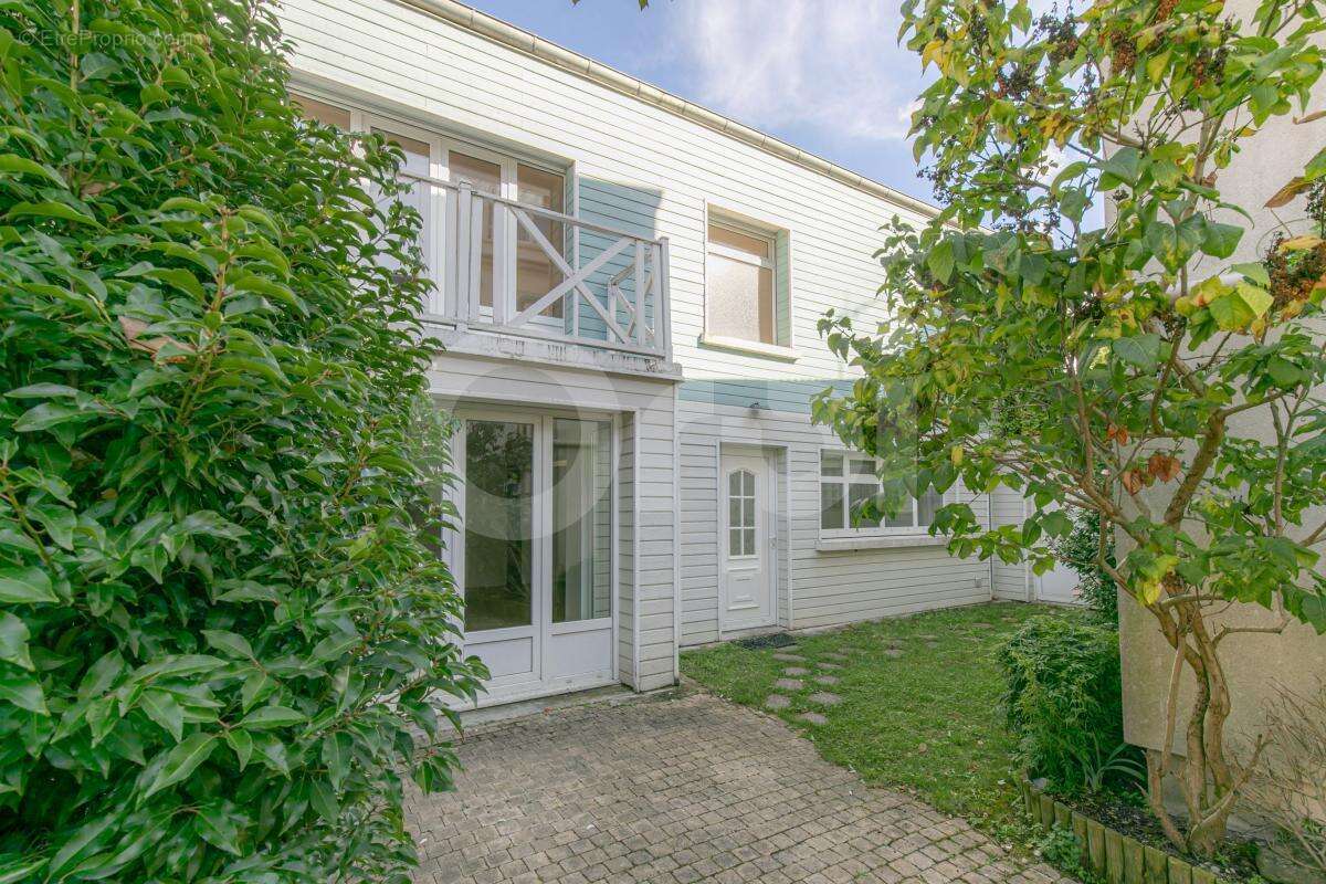 Maison à NOGENT-SUR-MARNE