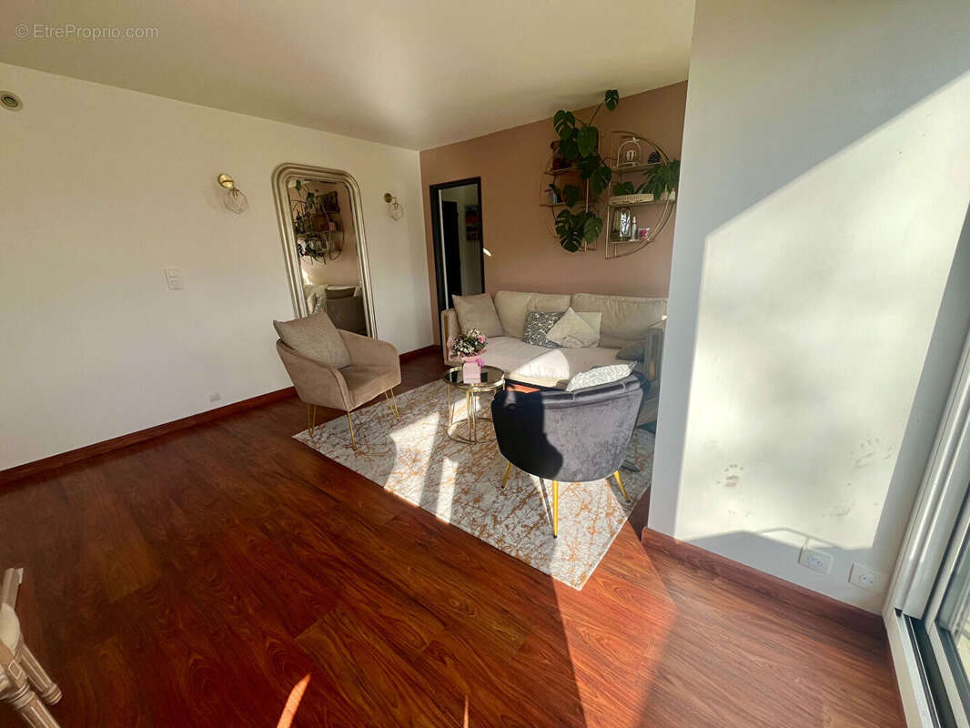 Appartement à MAISONS-LAFFITTE