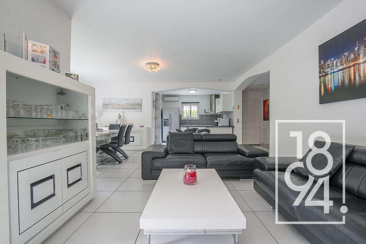 Maison à LA PENNE-SUR-HUVEAUNE