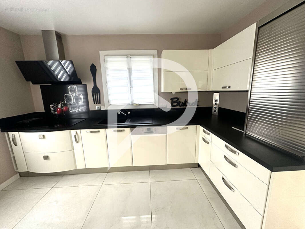 Maison à SOISY-SOUS-MONTMORENCY