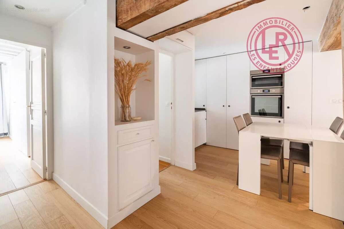 Appartement à PARIS-4E