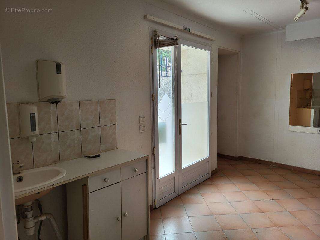 Appartement à BEZOUCE