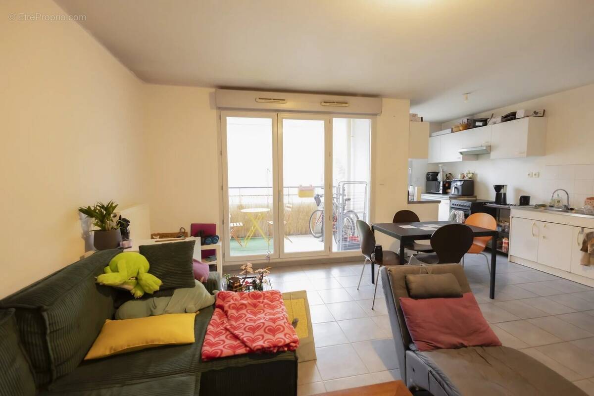 Appartement à LYON-9E