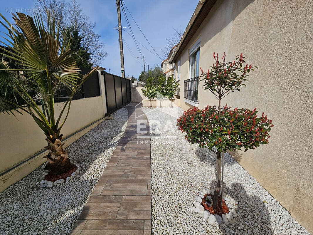 Maison à NEUILLY-SUR-MARNE