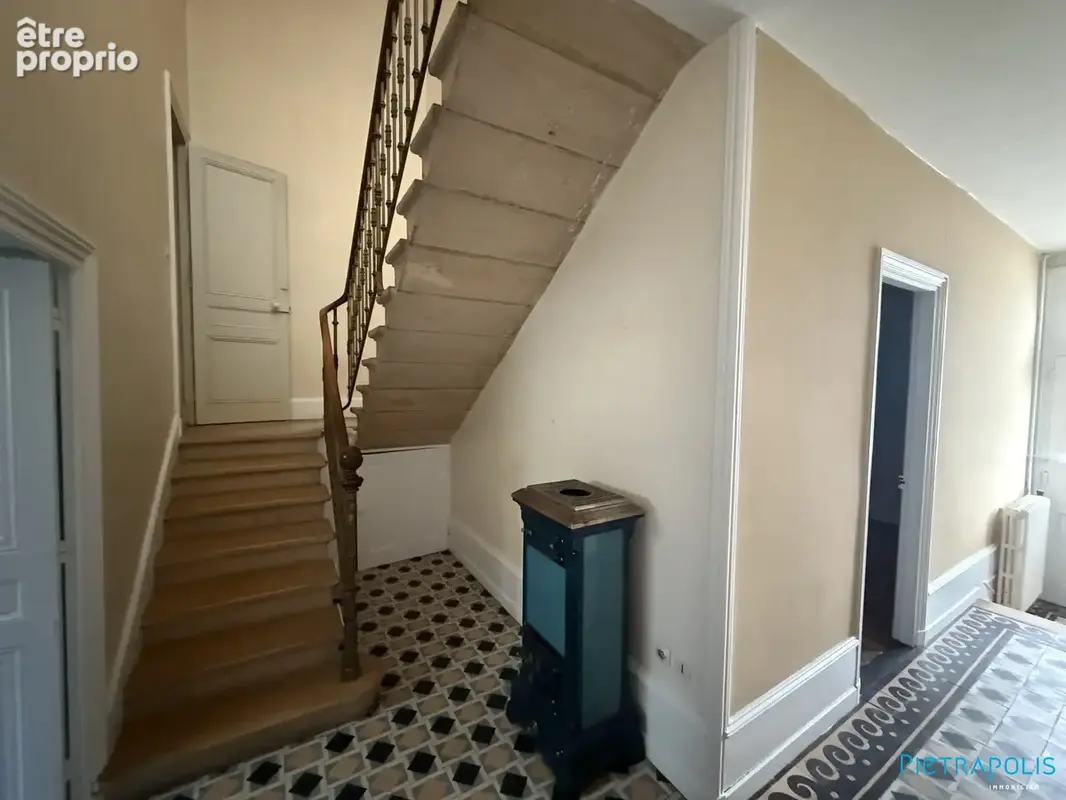 Maison 5 pièces 115 m² à vendre à Montmerle-Sur-Saone (01090) - photo 9