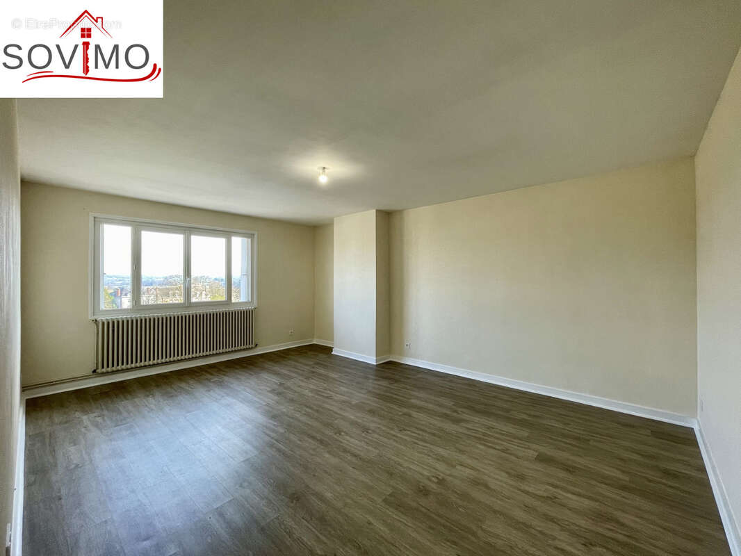 Appartement à SAINT-JUNIEN