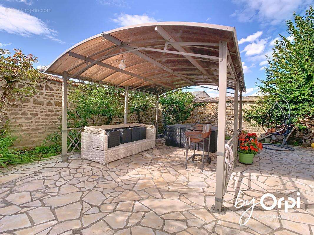 Maison à MARCILLAT-EN-COMBRAILLE