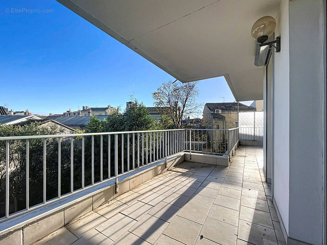 Appartement à BORDEAUX