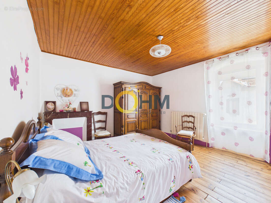 maison familiale rénovée de 170m2 - photo 13