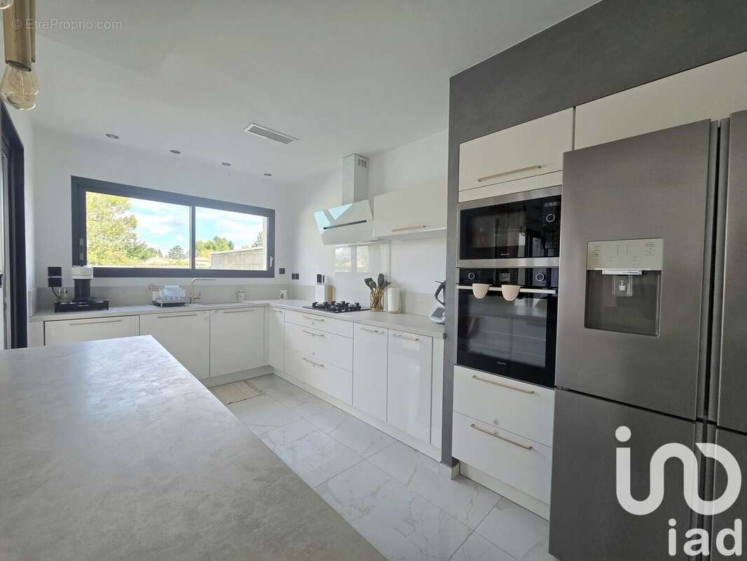 Photo 4 - Maison à ENTRAIGUES-SUR-LA-SORGUE