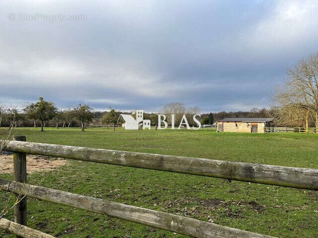 Maison à LE NOYER-EN-OUCHE