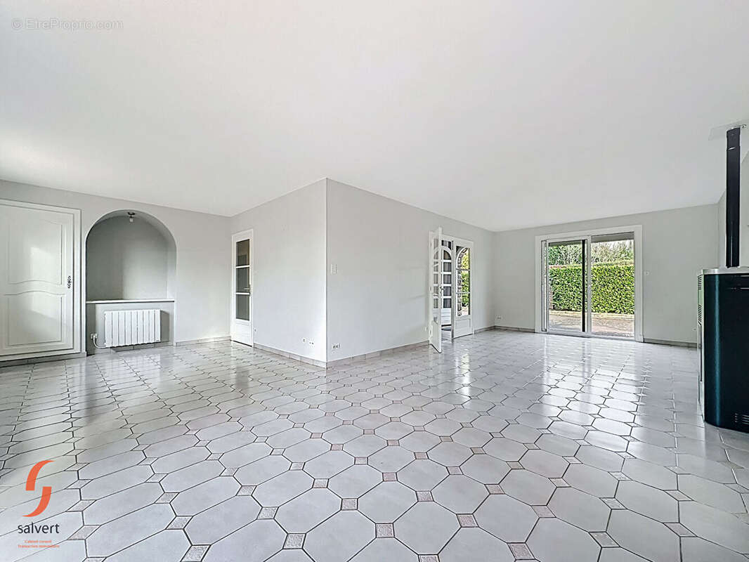 Maison à SAINT-VICTOR