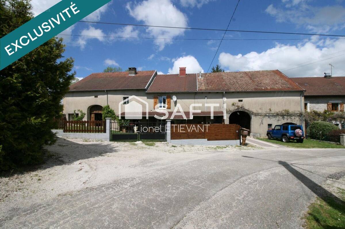 Photo 1 - Maison à CLAIRVAUX-LES-LACS