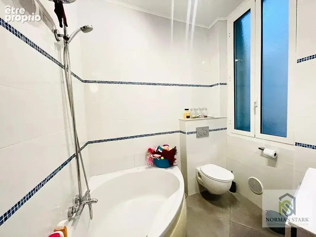 Appartement 4 pièces 85 m² à Menton centre – Calme, traversant, faibles charges, proche commerces, écoles et plage - photo 6