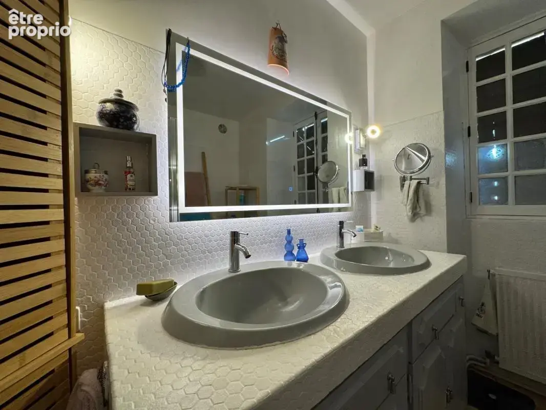 Coulaures (24420) – longère en pierre de 186 m² – 5 chambres – terrain de 3 224 m² – garage et dépendances - photo 43