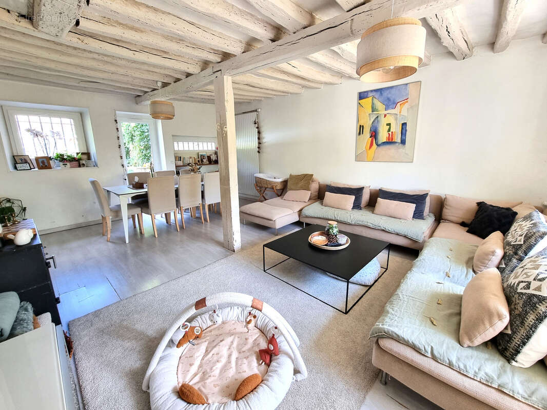 Maison à LE MEE-SUR-SEINE