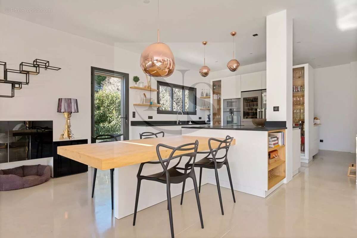 Maison à AIX-EN-PROVENCE