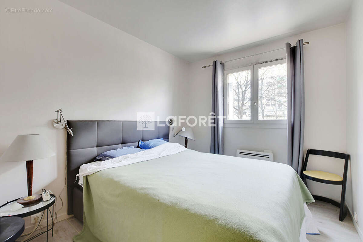 Appartement à PARIS-14E