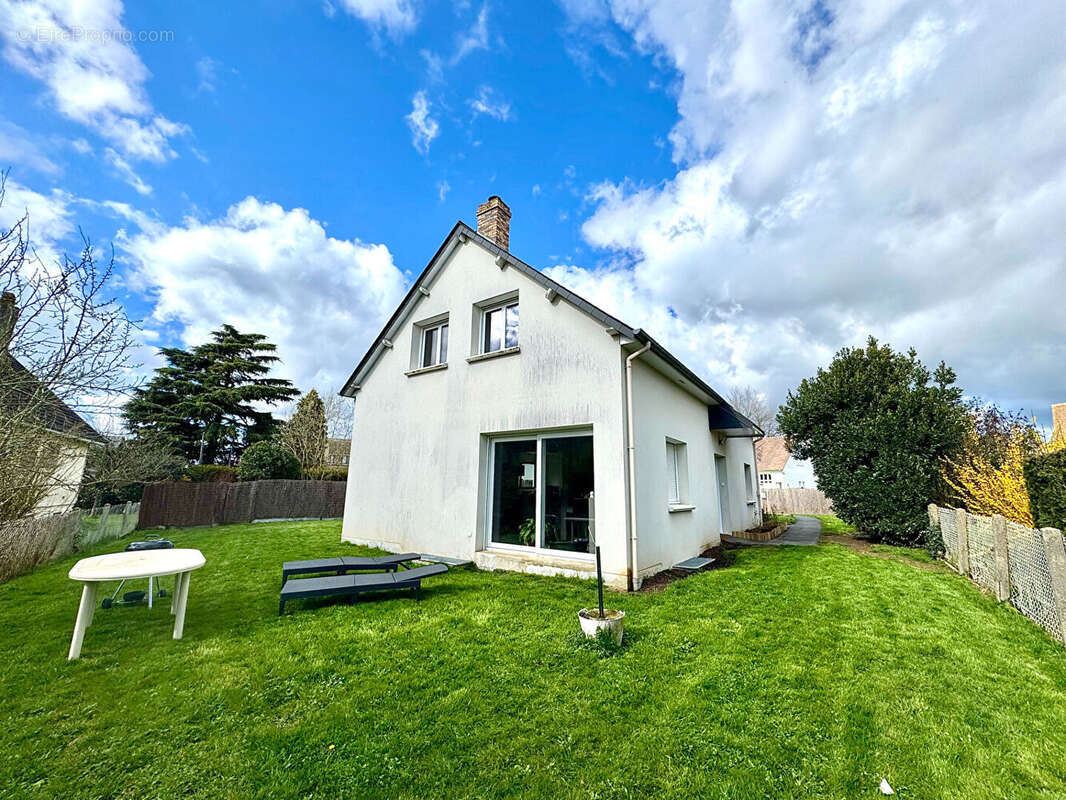 Maison à FRANQUEVILLE-SAINT-PIERRE