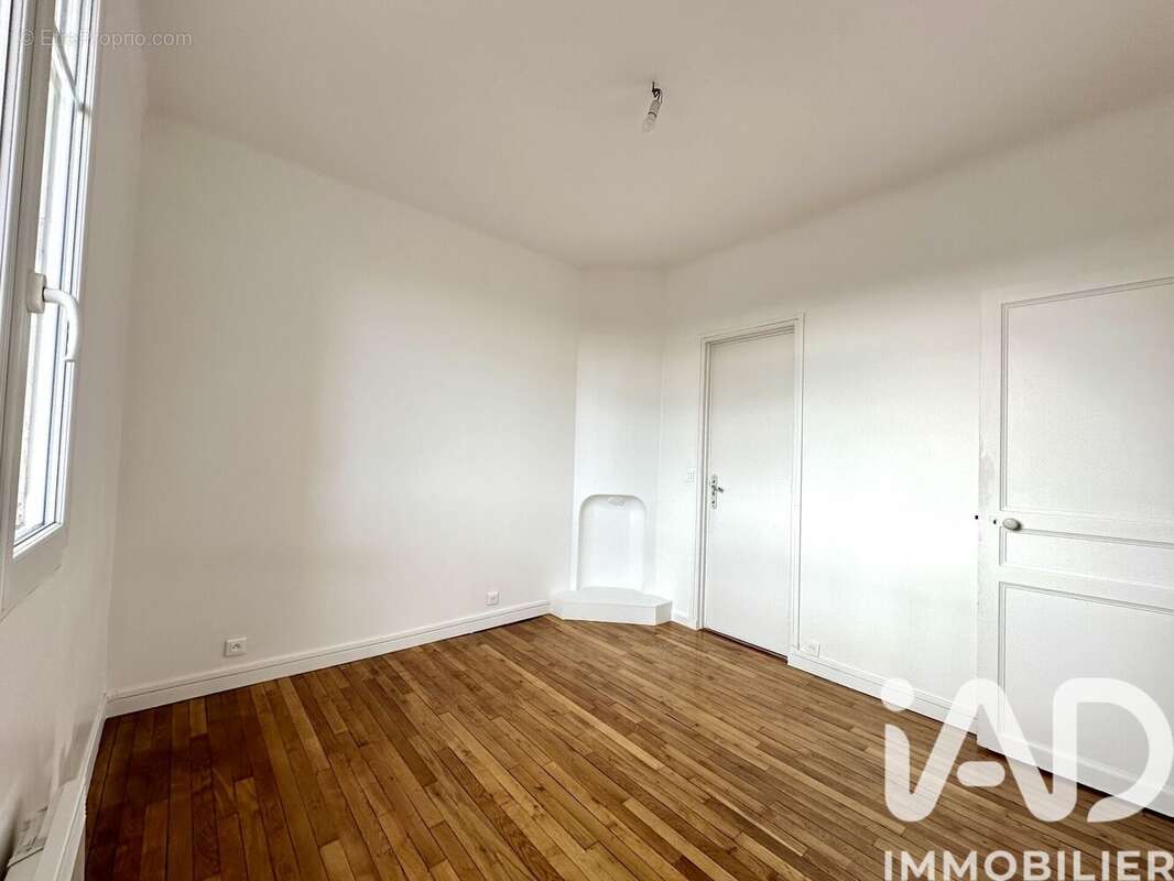 Photo 5 - Appartement à VILLE-D'AVRAY