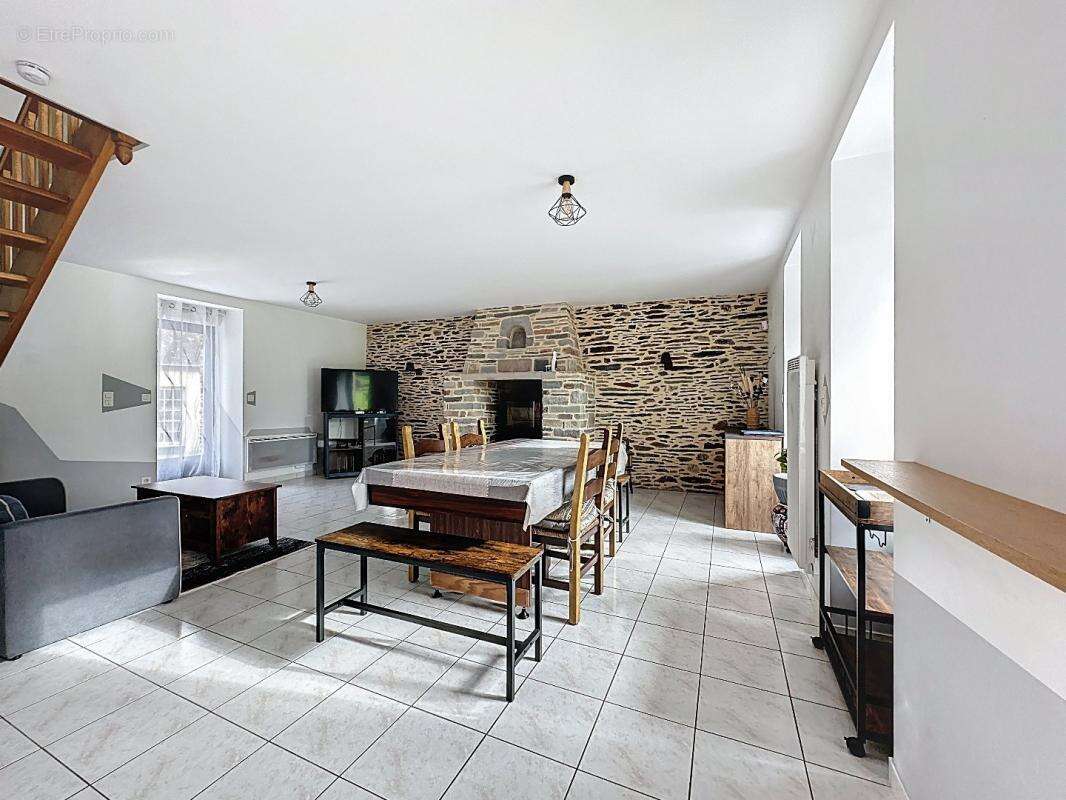 Maison à SAINTE-MARIE