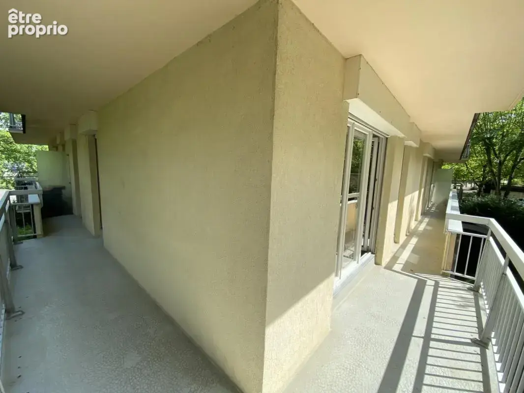 ANGERS SUD : Appartement lumineux, rénové avec goût, balcon - photo 10