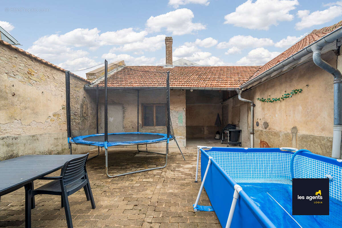 Maison à COURBESSEAUX