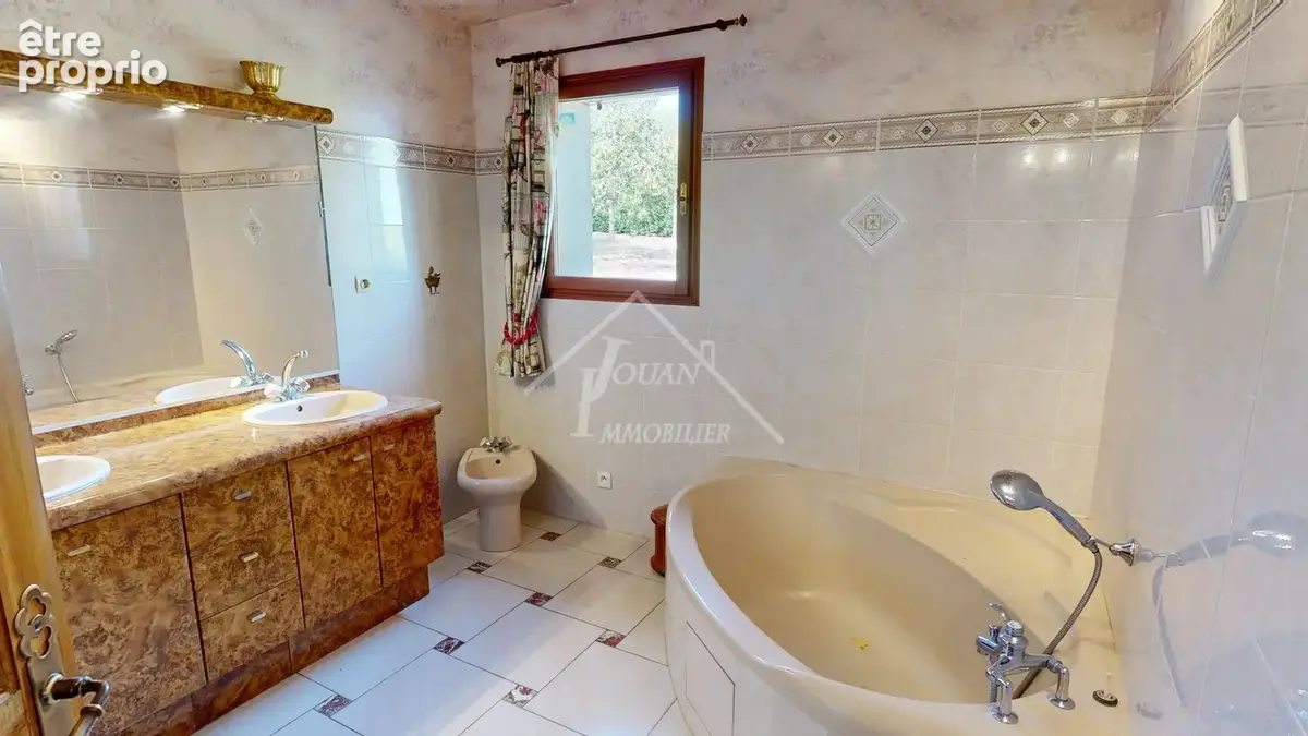 Belle propriété 7 chambres et grand jardin, BOURBON L'ARCHAMBAULT - photo 13