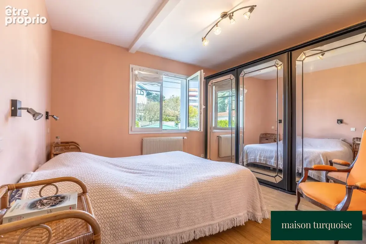 Maison 134 m² à Anglet  - photo 5