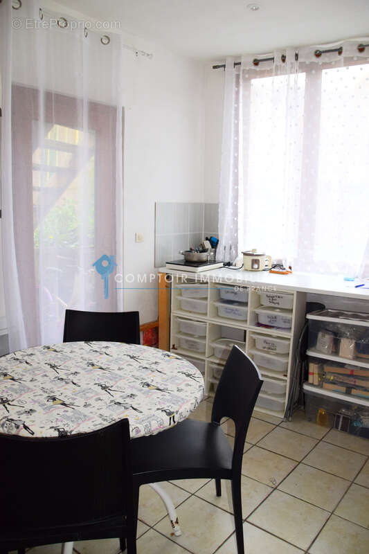 Dépt. 07 - A VENDRE à MONTPEZAT-SOUS-BAUZON - Maison de Village de 106 m2 - photo 13