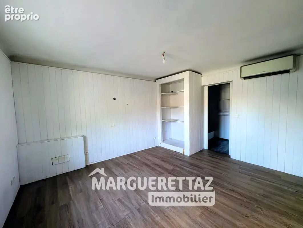 Maison de village mitoyenne - St Jeoire 115m² / garage / pas d'exterieur - photo 2