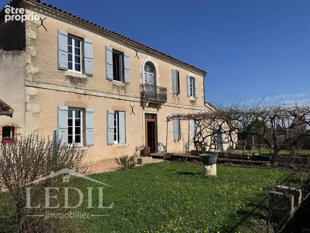 Maison de maître, pierre et dépendances - photo 7