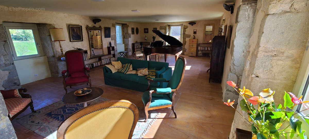 Maison à BRANCEILLES