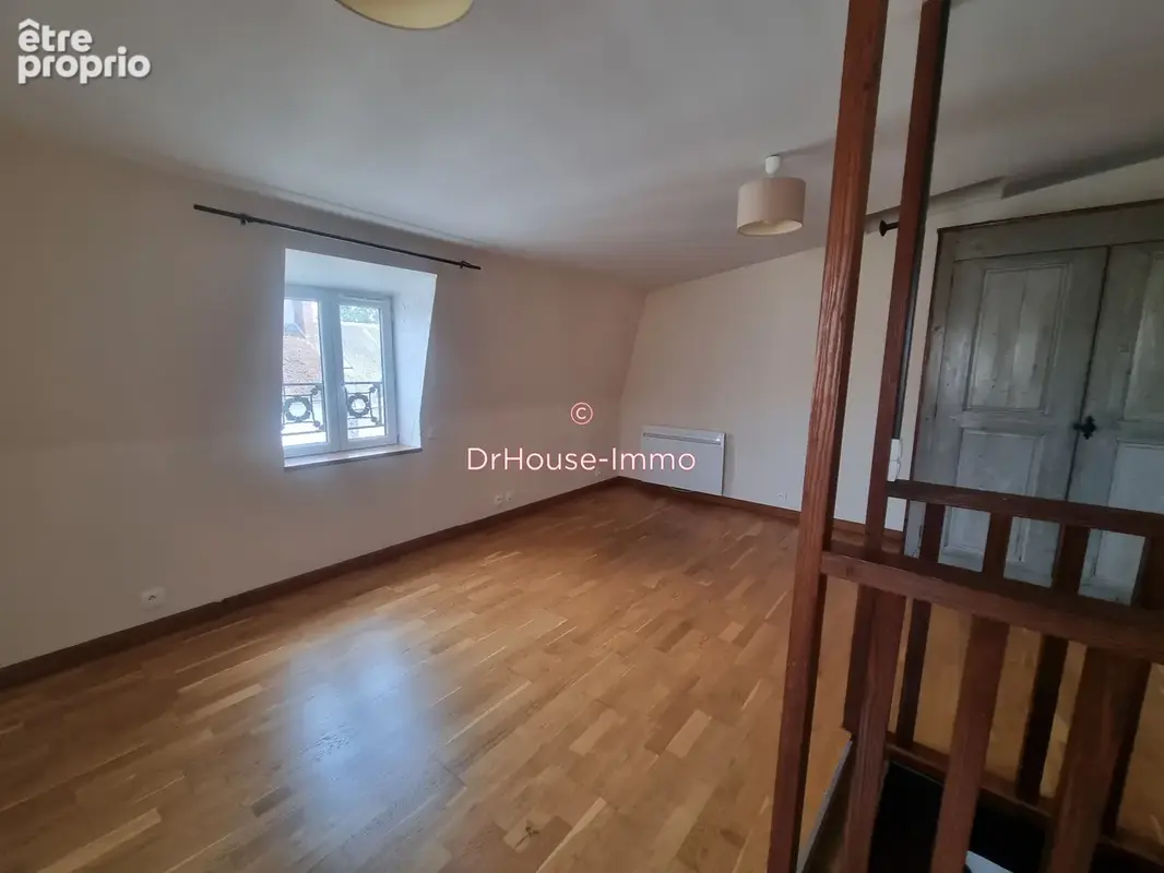 Maison 6 pièces 80 m² à vendre à Chatillon-Coligny (45230) - photo 9