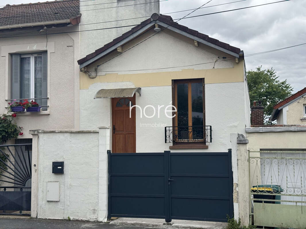 Maison 75 m² à Argenteuil  - photo 2