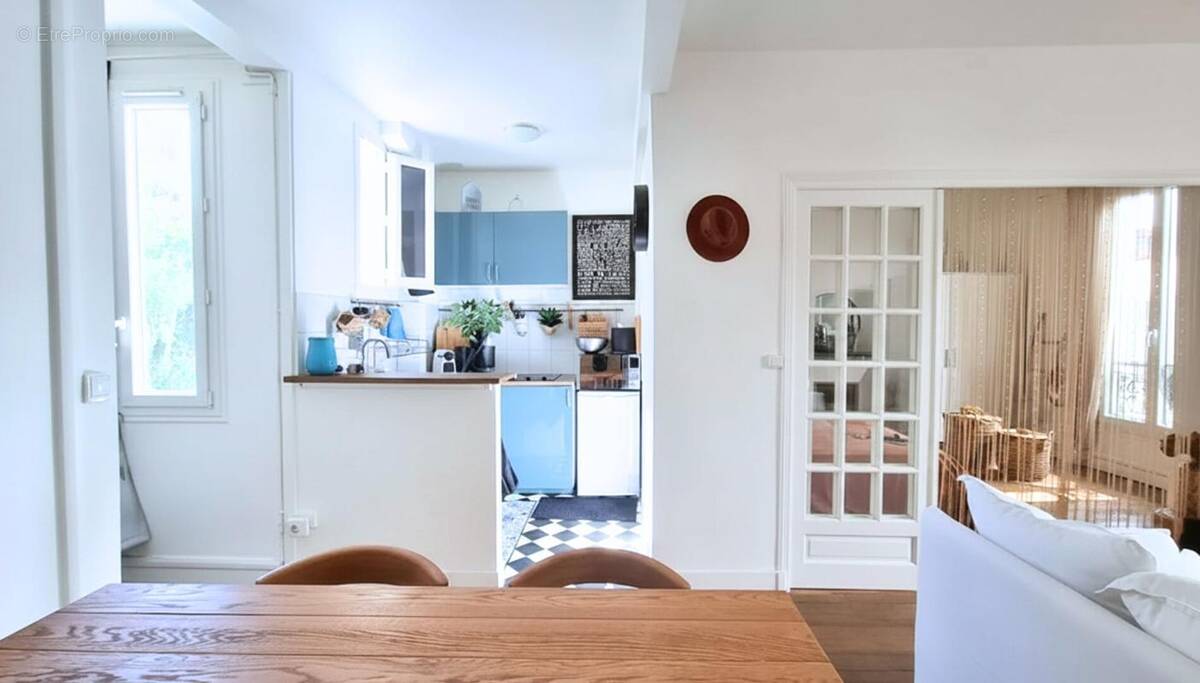 Appartement à PARIS-19E