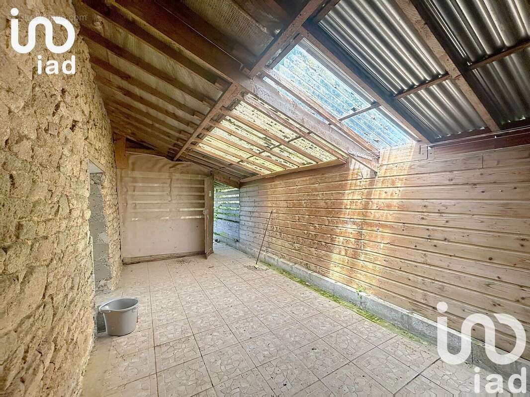 Maison 67 m² à Le Luot  - photo 5